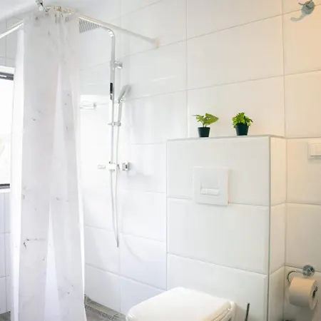 Hotel apartamentowy Amir Delux 3*