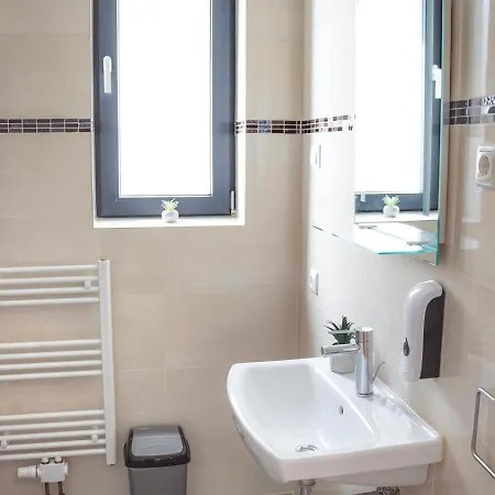 Amir Delux Hotel apartamentowy