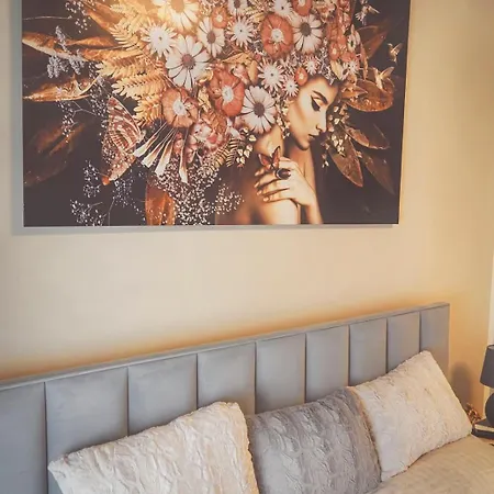 Amir Delux Hotel apartamentowy 3*