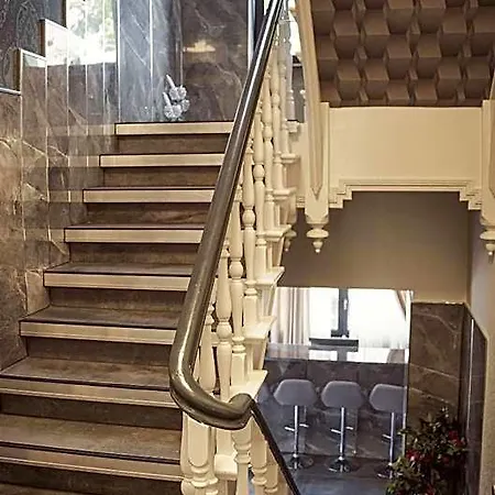 Amir Delux Hotel apartamentowy Schönefeld