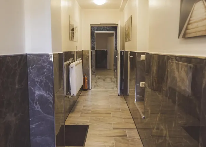 Amir Deluxe Aparthotel 3*