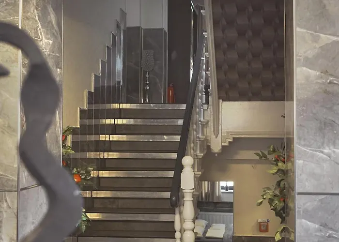 Amir Deluxe Aparthotel 3*