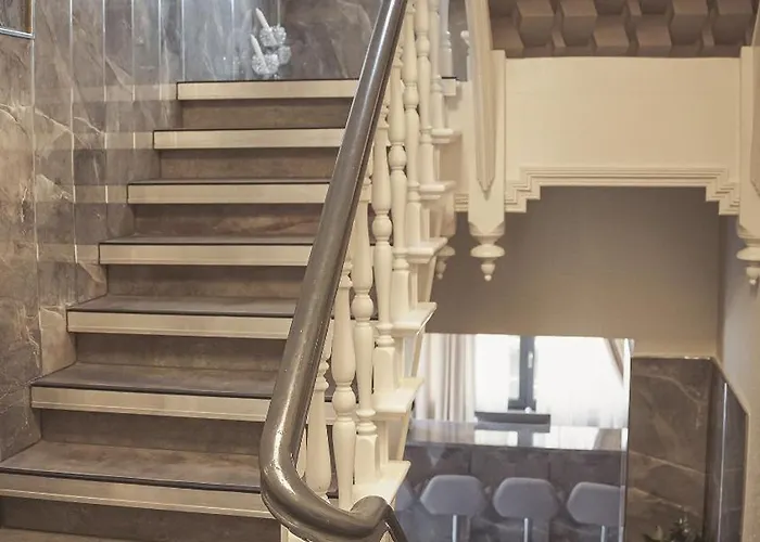 Amir Deluxe Aparthotel 3*